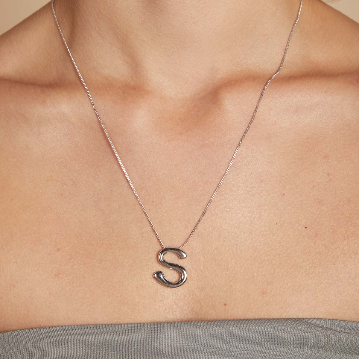 S Initial Bold Pendant Necklace in Silver - Image 2