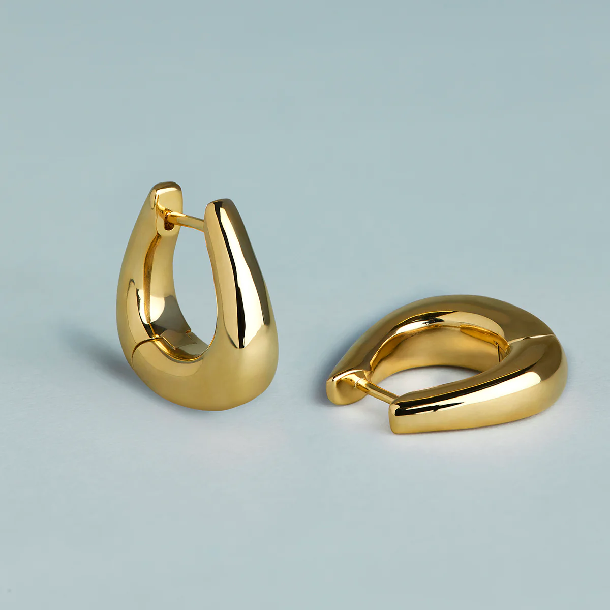 Saddle Medium Hoops in Gold - Image 6
