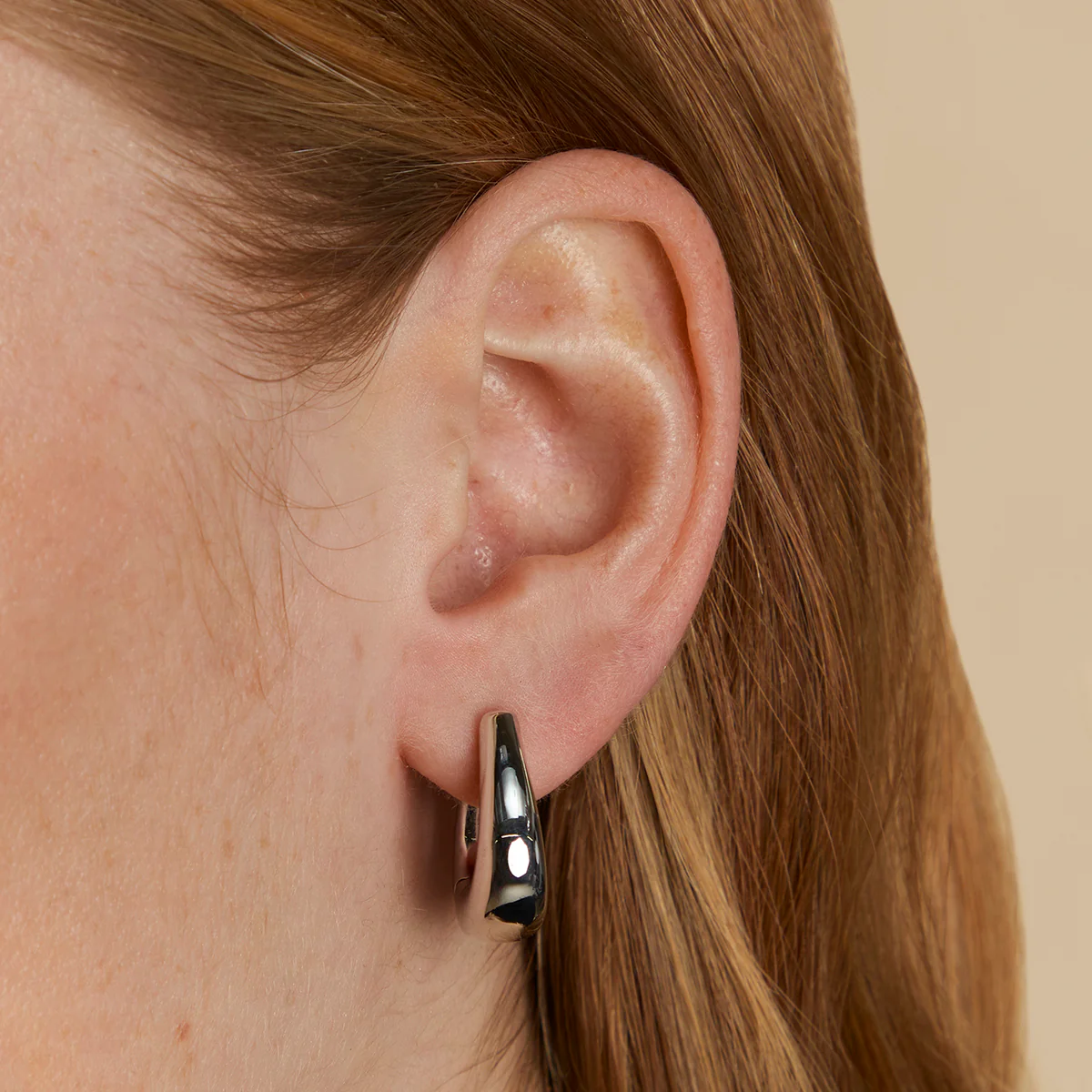 Saddle Medium Hoops in Silver - Image 2