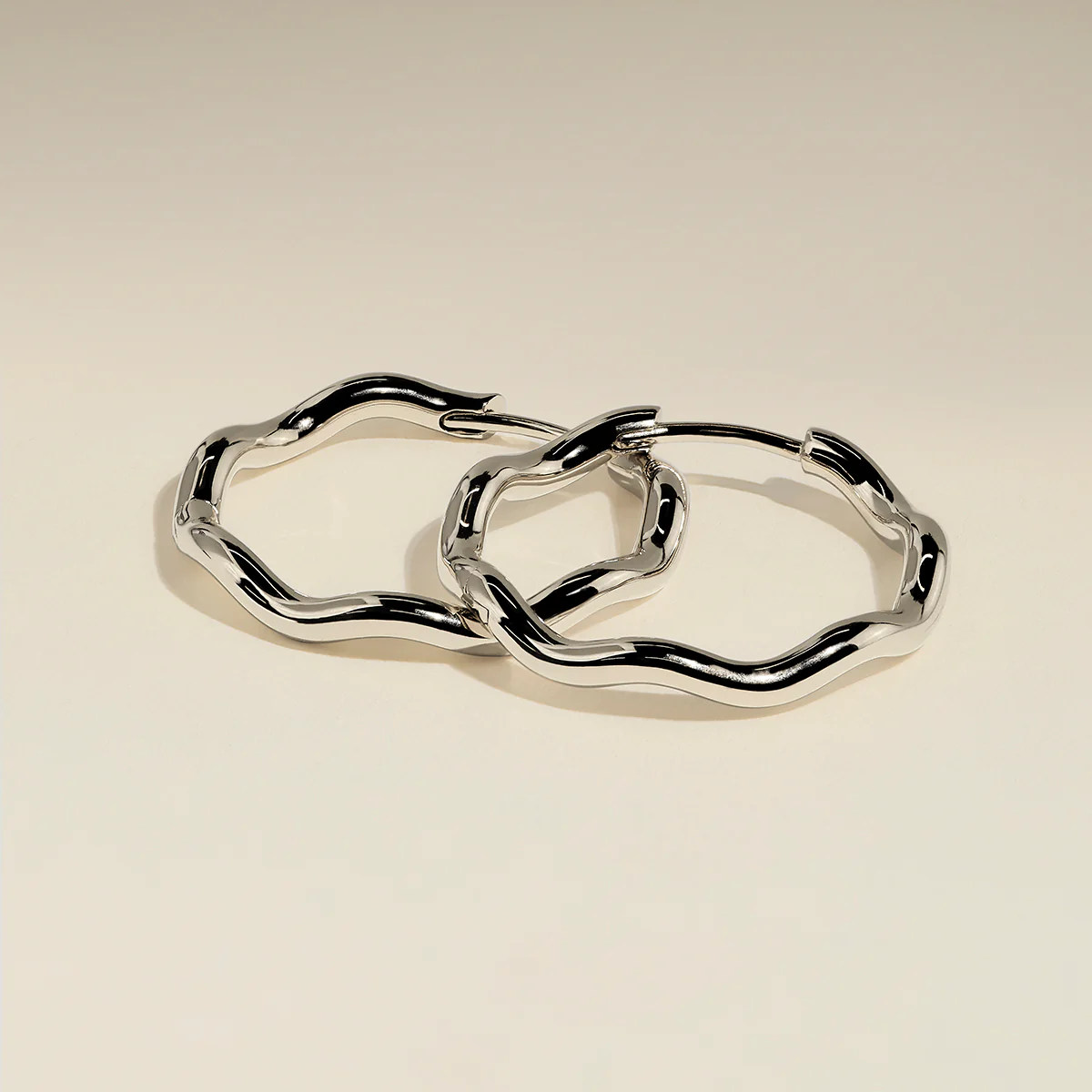 Scalloped Large Hoops in Silver - Image 4