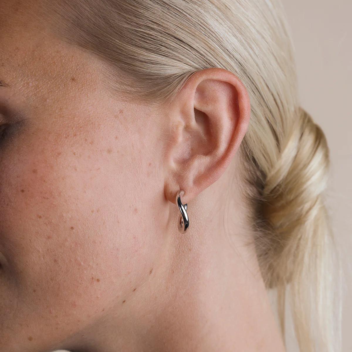 Serenity Pearl Charm Hoops in Silver - Image 3