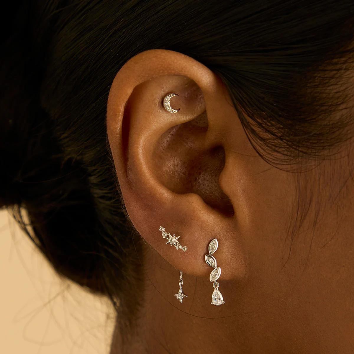Star Ear Curation Chain™ in Solid White Gold - Image 3