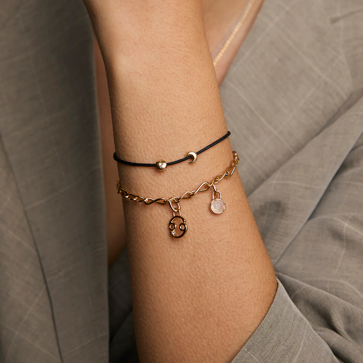 Story Strand Bracelet in Black - Image 5