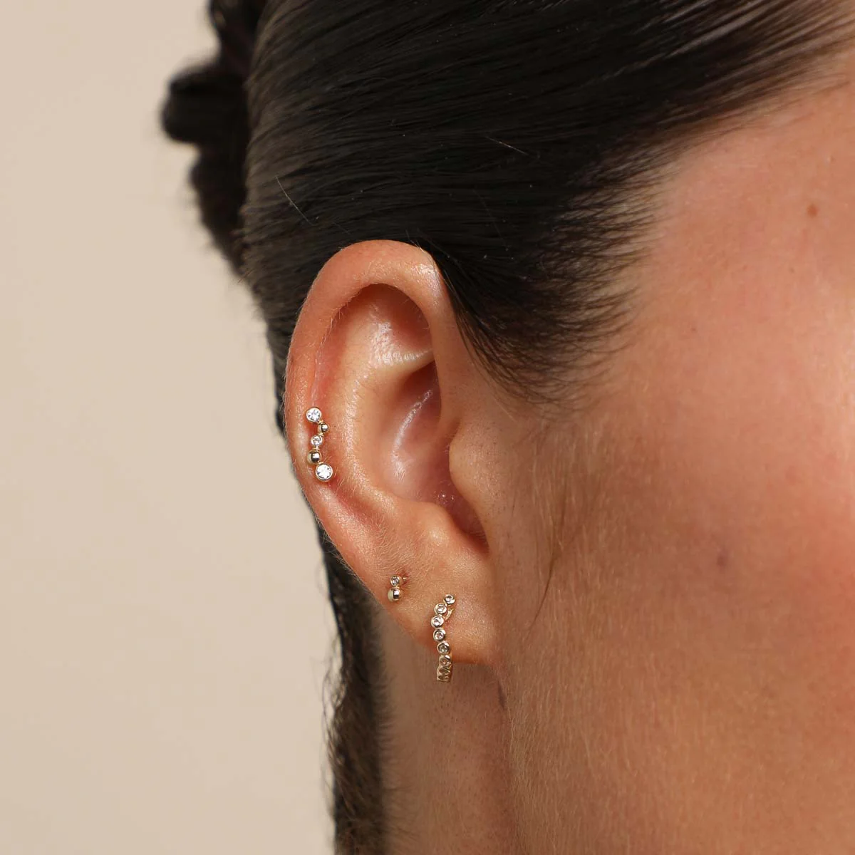 Topaz Beaded Wave Piercing Stud in Solid Gold - Image 3