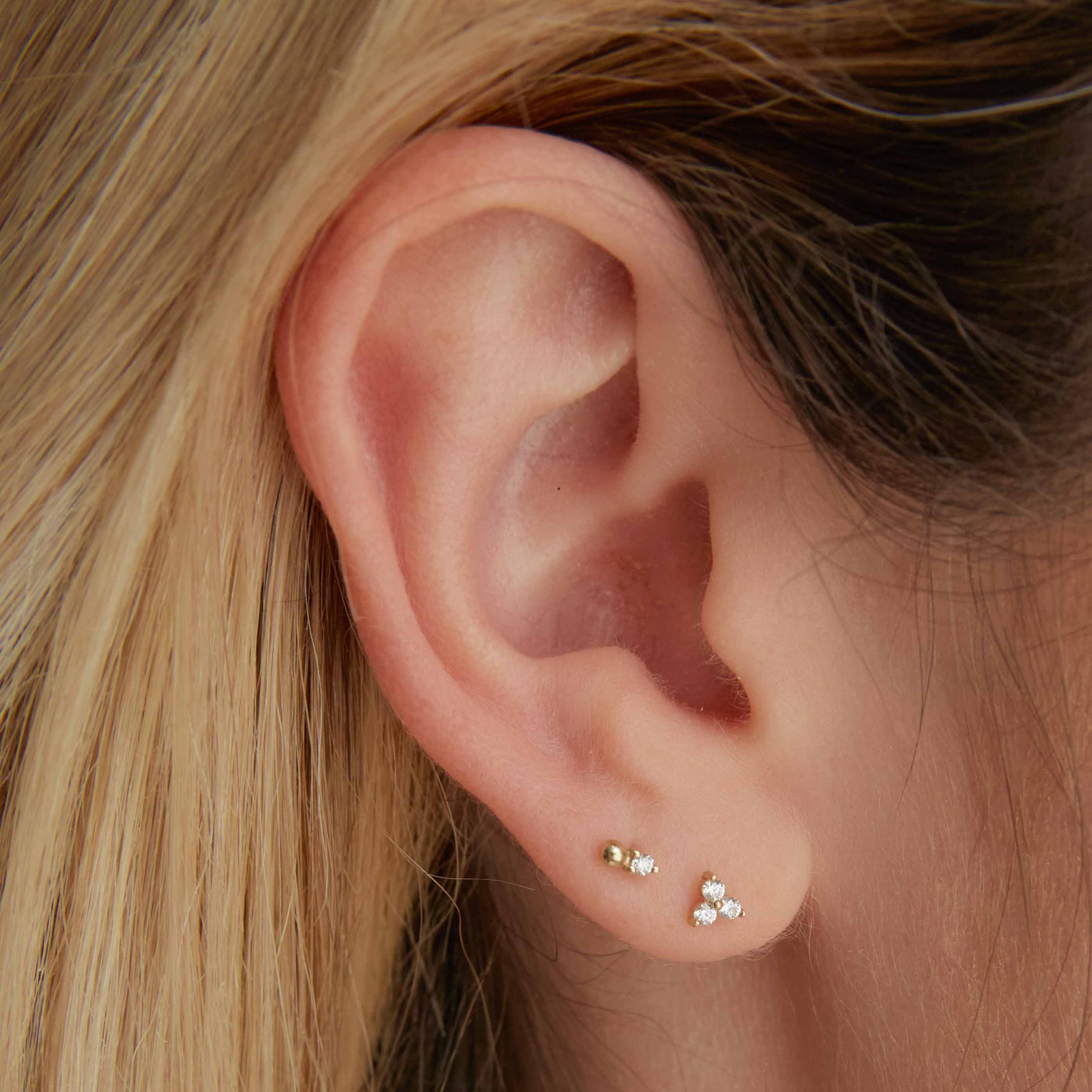 Triple Topaz Piercing Stud 6mm in Solid Gold - Image 2