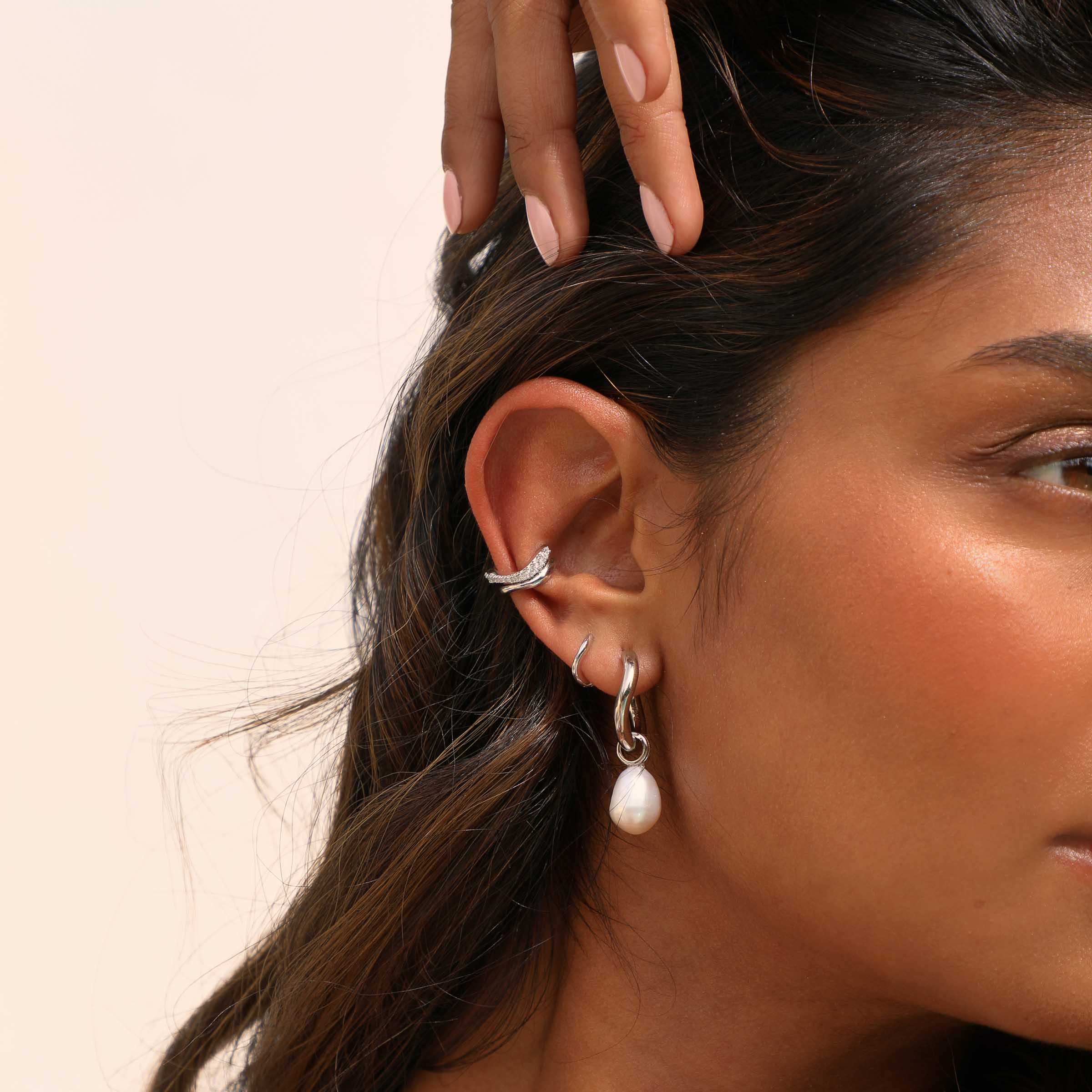 Wave Ear Cuff in Silver - Image 2