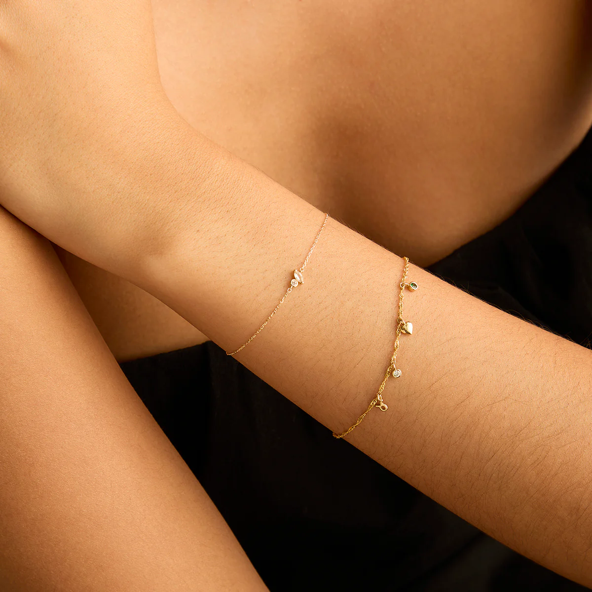 White Topaz Cluster Bracelet in 9k Gold - Image 3