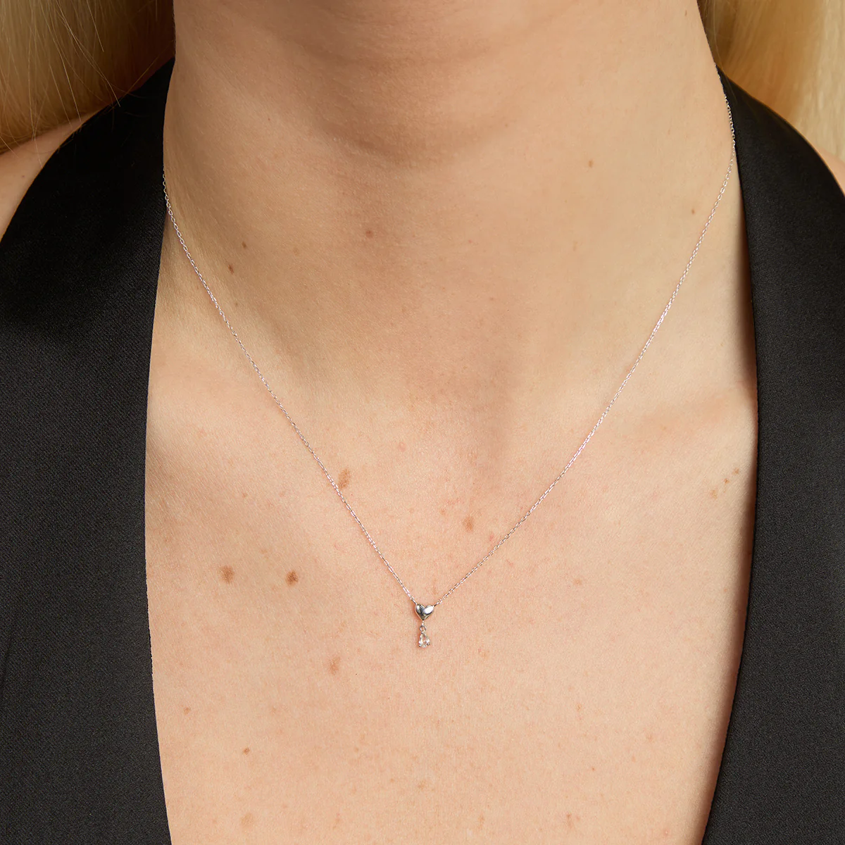 White Topaz Heart Pendant Necklace in Solid White Gold - Image 2