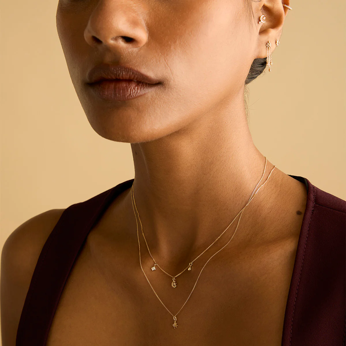 White Topaz Star Pendant Necklace in Solid Gold - Image 4