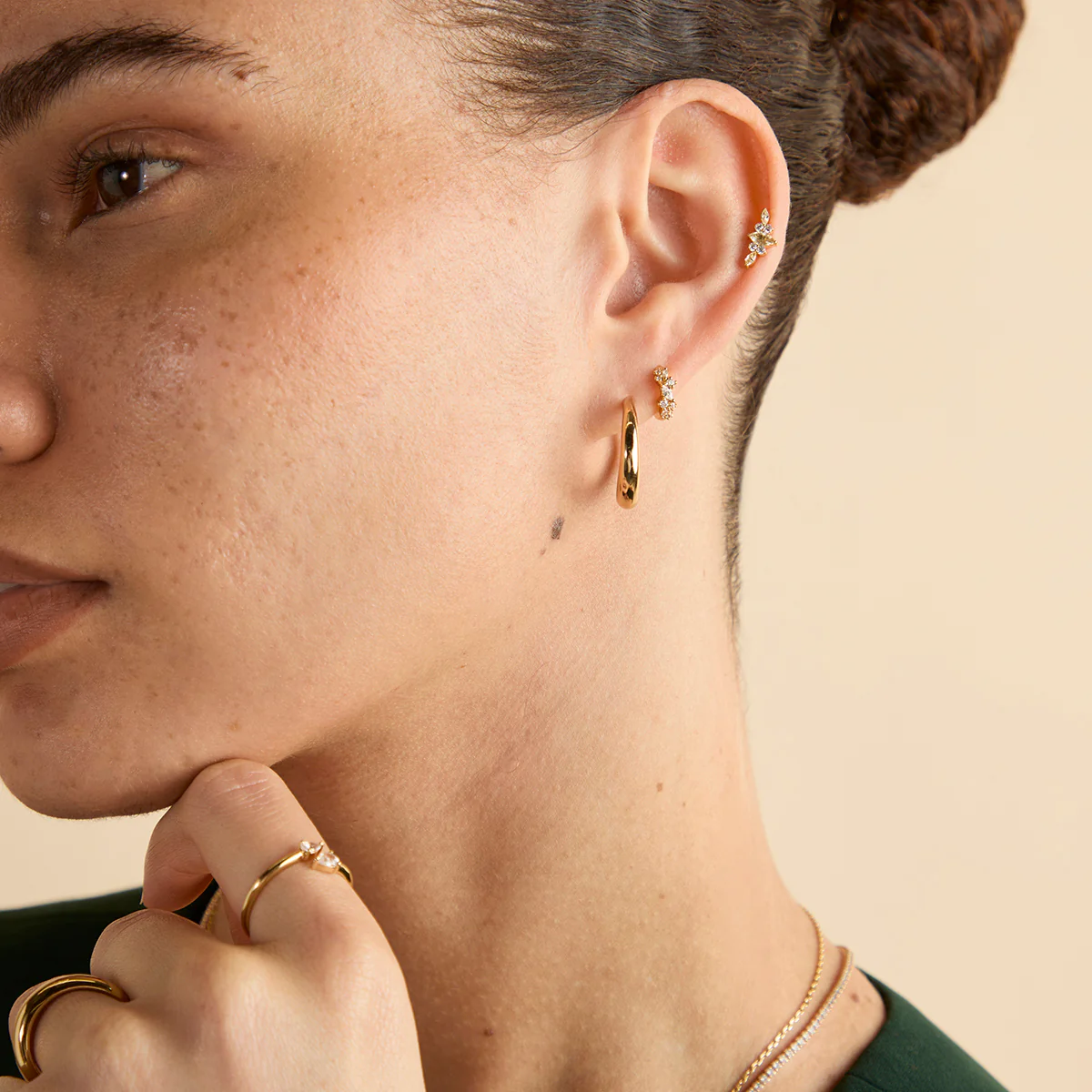 Yellow Cluster Titanium Piercing Stud in Gold - Image 5